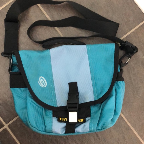 timbuk2 mini messenger bag